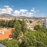 Cozy Apartment In Benalmadena With Kitchenette