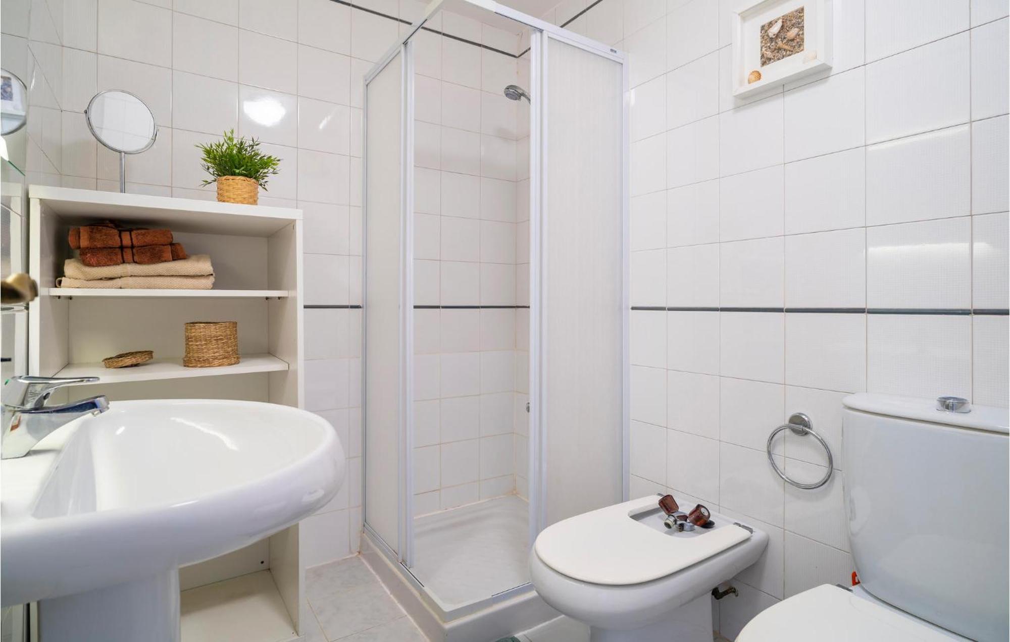 Apartment Cozy In With Kitchenette