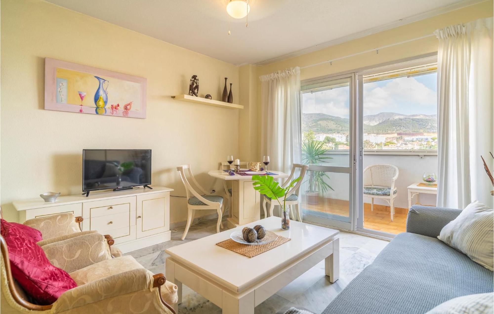 Cozy In With Kitchenette